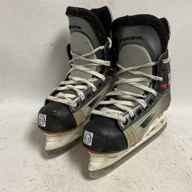Used Bauer VAPOR XIX Junior Hockey Skate Junior 04.5 11855-S000193569
