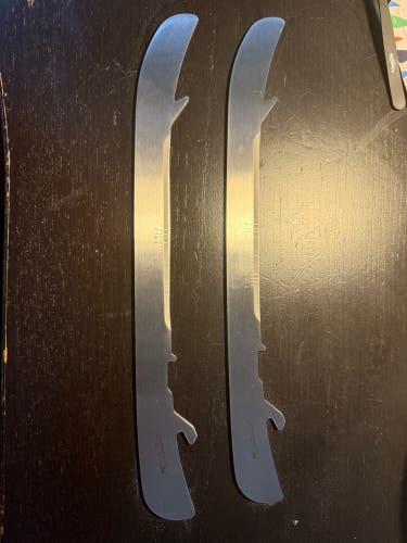 NEW! Bauer Fly-X 280 mm Hockey Skate Runners (New)