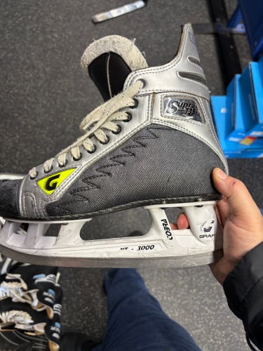 Graf Supra 735 Hockey Skates 7 (Used)