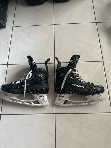 Used Bauer Size 9 Supreme Mach Hockey Skates