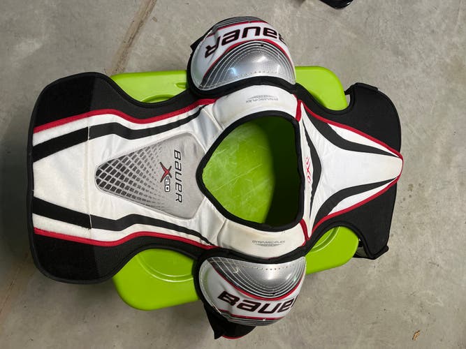 Men's XL Senior Bauer X20 Shoulder Pads (Used)