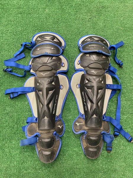 Blue Adult Mizuno Samurai Catcher's Leg Guard (Used)