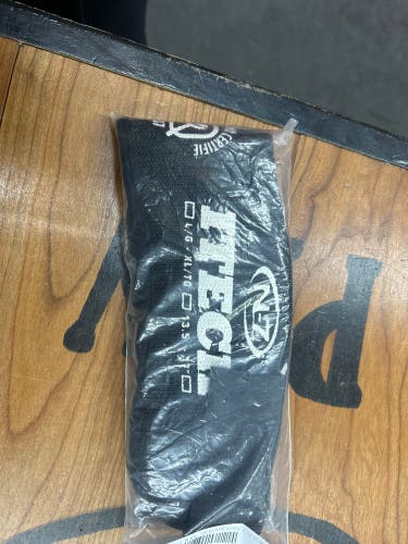 Itech  Neck guard L/XL