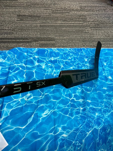 Senior True Catalyst 5x Goalie Stick Regular 26" Paddle (Used)