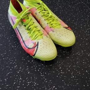 Used Nike Soccer Cleats Neon Green Senior 9.5 11849-S000033142