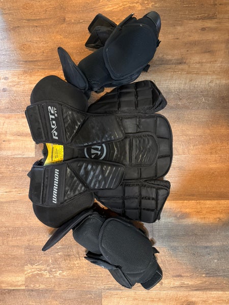 Warrior R\GT2 Intermediate Small Goalie Chest Protector (Used)