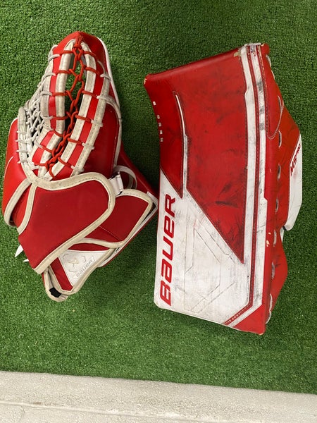 Red Intermediate Bauer M5 Pro Goalie Gloves & Blockers Regular (Used)