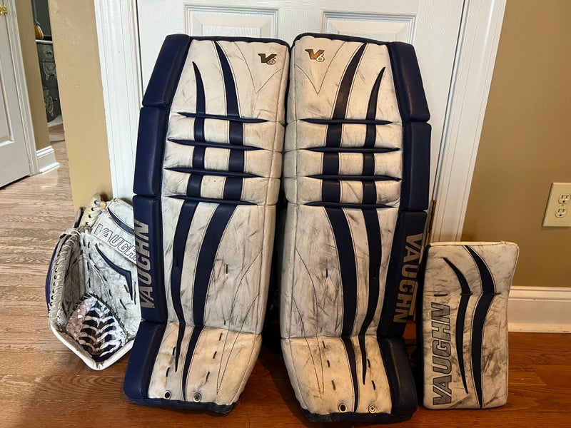 34" Vaughn Velocity V6 Regular Goalie Full Set (Used)