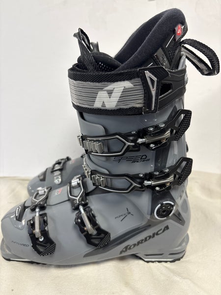 Mondo 27 & 27.5 Unisex Nordica SpeedMachine Ski Boots (Used)