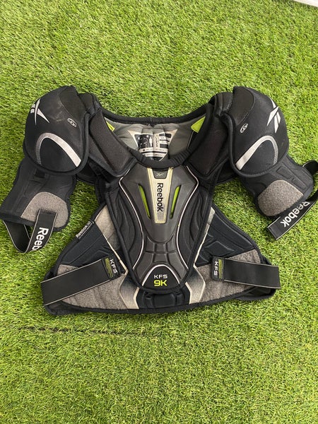 Extra Large Senior Reebok 9K Shoulder Pads (Used)