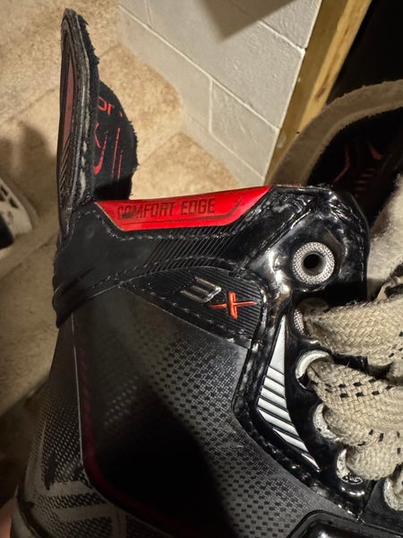 2021 Bauer Vapor 3X Hockey Skates Regular Width 7.5 (Used)