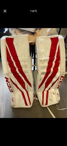 34" CCM Extreme Flex E3.5 Goalie Leg Pads (Used)