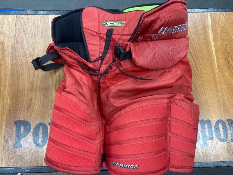 Warrior Method Jr.  Large Hockey Pants. Red.