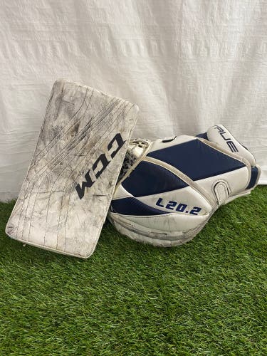 Blue Senior True L20.2 Pro Goalie Gloves & Blockers Regular Pro Stock (Used)