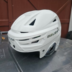 Small Bauer Re-Akt 155 Helmet (Used)