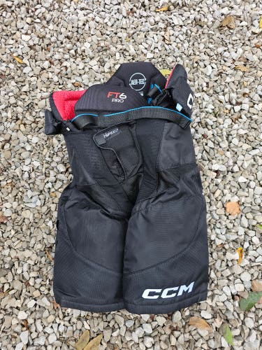 Senior Medium CCM Jetspeed FT6 Pro Hockey Pants (Used)