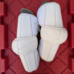 Warrior Evo Arm Guards (L)