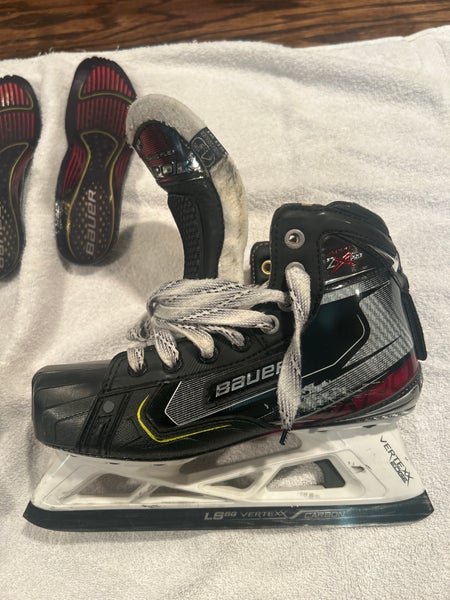 2019 Bauer Vapor 2X Pro Hockey Goalie Skates Extra Wide Width Size 4.5 (Used)