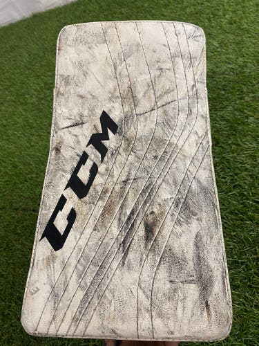 White Youth CCM Premier R1.S Goalie Gloves & Blockers Regular (Used)