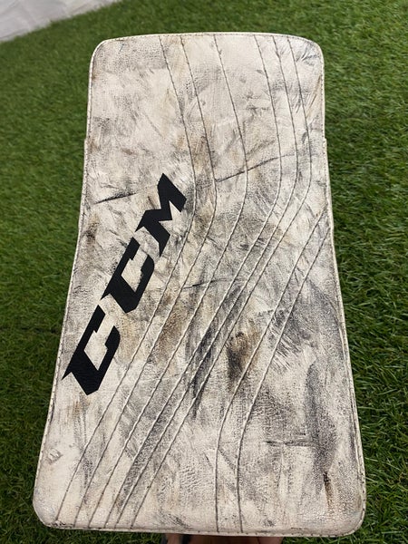 White Youth CCM Premier R1.S Goalie Gloves & Blockers Regular (Used)