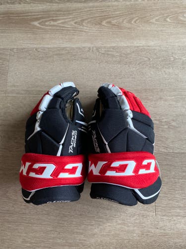 CCM Tacks 9060 Gloves 14" Pro Stock (Used)