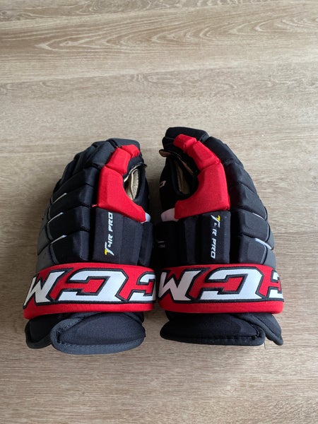 CCM HG 4R Pro Gloves 14" (Used)