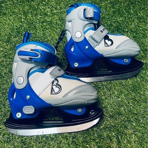 Winnwell ADJUSTABLE Youth Hockey Skates Balance Blades (youth 8-11)