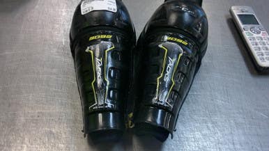 Used CCM TACKS Youth Shin Guards Black 8" 11339-S000195926