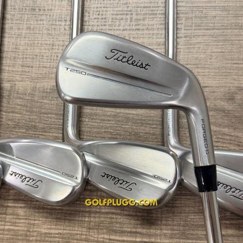 Titleist T250 Iron Set 5-GW / NS Pro Modus3, Stiff Flex (511)