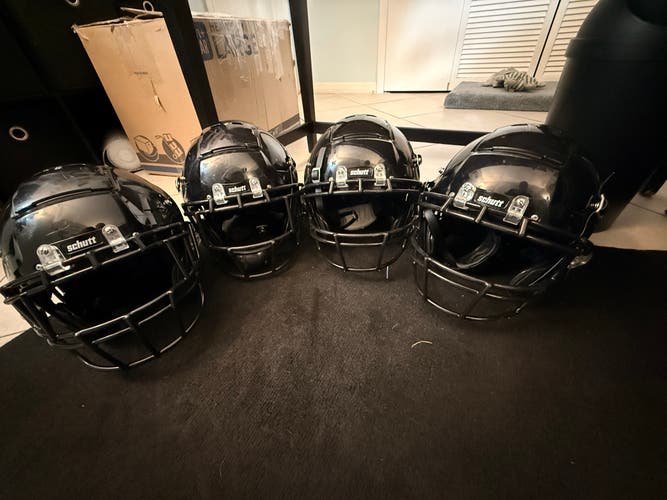 SCHUTT F7 VTD XL BLACK ADULT FOOTBALL HELMETS 4 TOTAL XL