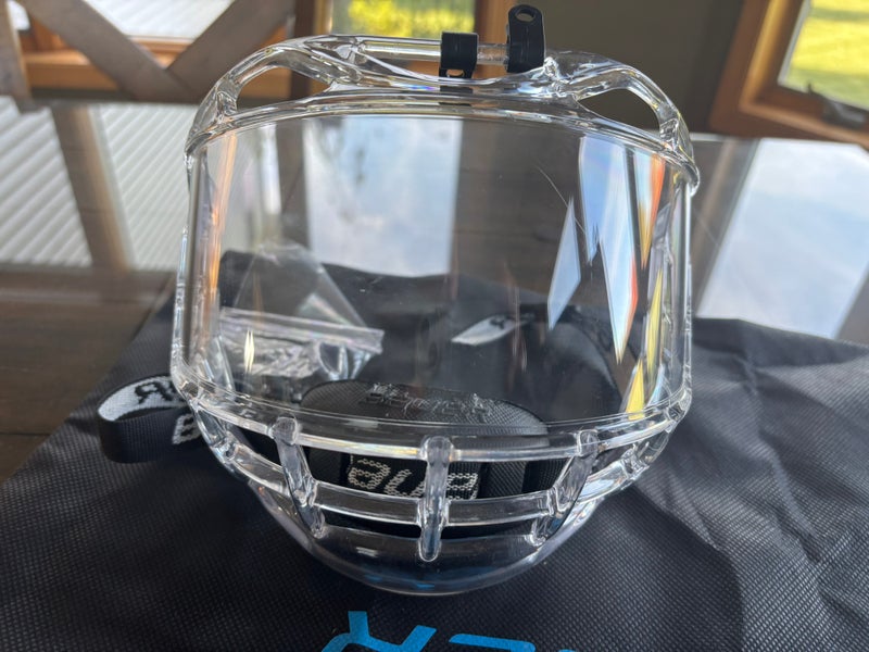 Youth Bauer Concept 3 Helmet (Used)