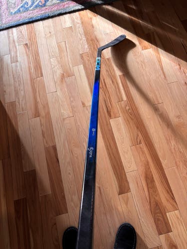 Senior Blue CCM JetSpeed FT8 Pro Right Handed Hockey Stick P29+1/4 (Used)