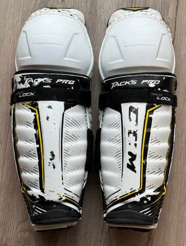 Senior CCM Tacks pro 15" Shin Pads Pro Stock (Used)