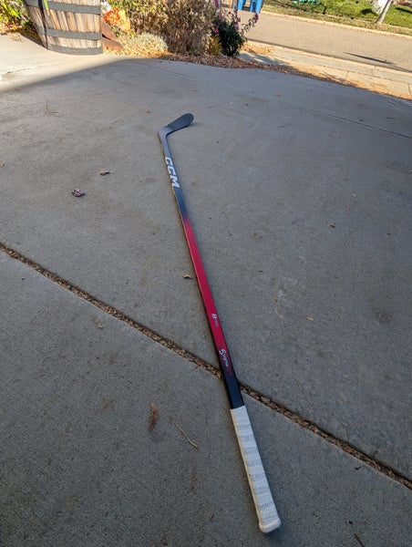 Senior CCM JetSpeed FT8 Pro Right Handed Hockey Stick P28 Pro Stock (Used)