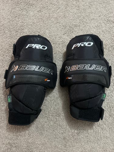 Bauer S25 Pro Knee Pads Intermediate