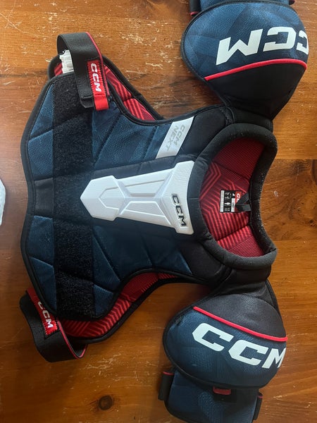 Large Junior CCM Next Shoulder Pads (Used)