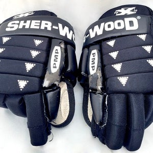 Sherwood PMP Black Hockey Gloves Junior 11.5" (Used) Hole in palm. Fits Adult 12