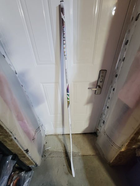 Intermediate white Bauer Proto2 Right Handed Hockey Stick P92 (New)