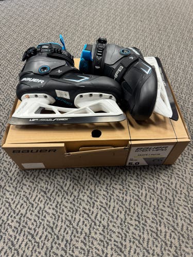 Bauer Konekt HF3 Hockey Goalie Skates Size 5 (New)