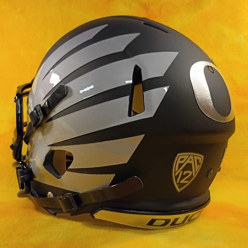 Super custom Oregon Ducks fullsize Riddell speed XL football helmet black