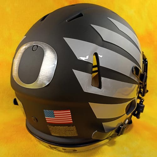 Super custom Oregon Ducks fullsize Riddell speed XL football helmet black