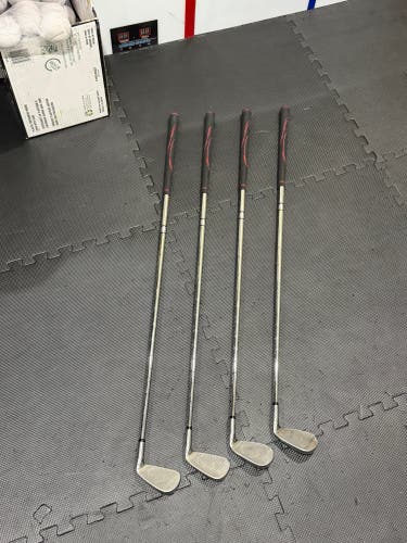 Junior 2024 Top Flite Left Hand Iron Set (4 Clubs) #6 - #9 Steel Shaft (Used)