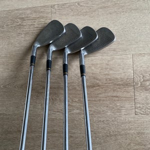 Men's Cobra King Cobra Oversize Right Handed Iron Set Stiff Flex (4 Clubs) #3 - #6 Steel Shaft (Used