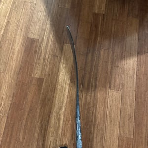 Junior Extra Lite Right Handed Hockey Stick P29 (New)