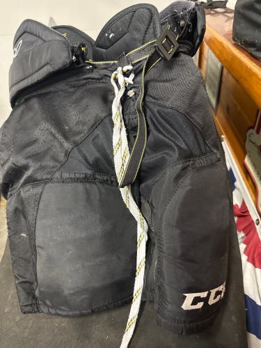 Junior Large CCM Tacks Classic Pro Hockey Pants (Used)