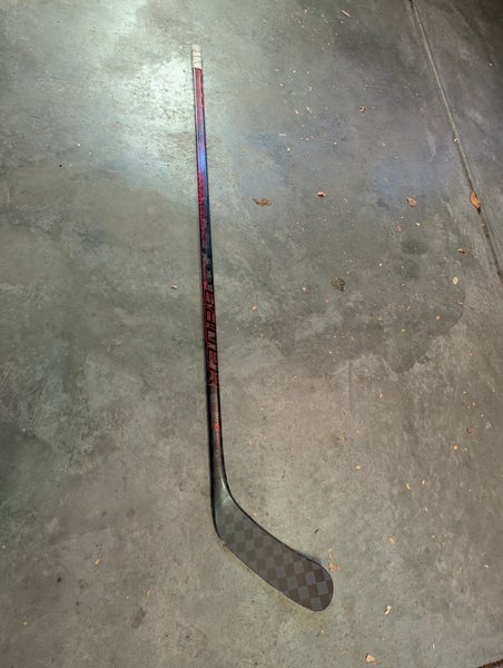 Senior Bauer Twitch Left Hand Hockey Stick P28 Pro Stock (Used)