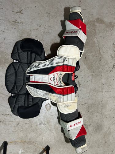 Large/Extra Large CCM EFLEX 5.5 Goalie Chest Protector (Used)