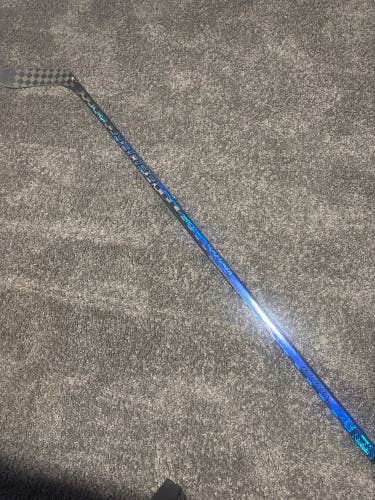 Senior Bauer Twitch Left Hand Hockey Stick P28 (Used)