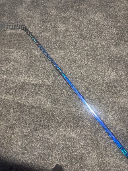 Senior Bauer Twitch Left Hand Hockey Stick P28 (Used)