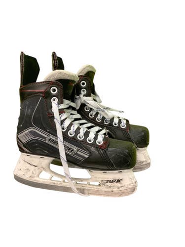 Bauer (Used) Intermediate Junior Size 3 Hockey Skates